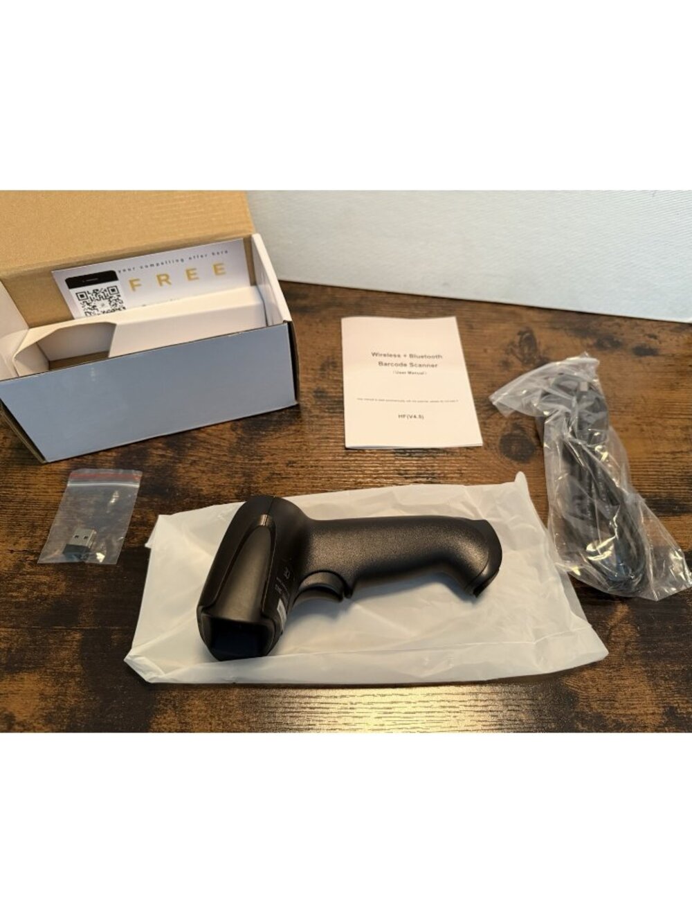 World Class Essentials Wireless Bluetooth Bar Code Scanner, 1D 2D QR Code Black